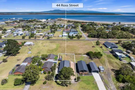 Property photo of 44 Ross Street Port Welshpool VIC 3965