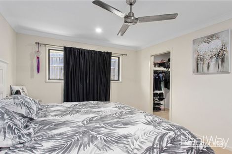 Property photo of 231 Edwards Street Flinders View QLD 4305