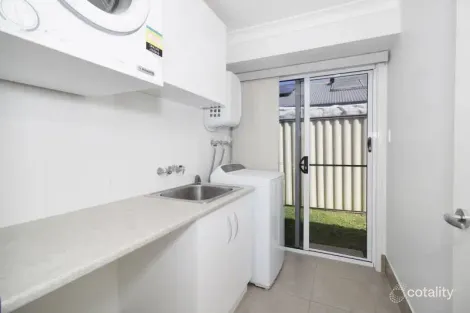 Property photo of 13 William Street Crows Nest QLD 4355