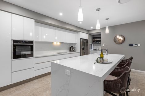 Property photo of 35 The Peninsula Helensvale QLD 4212