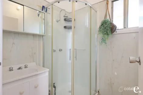 Property photo of 431 Campbell Street Depot Hill QLD 4700