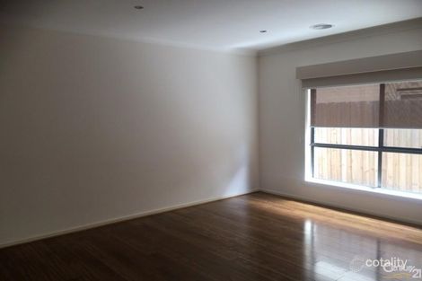 Property photo of 8 Desa Terrace Dandenong VIC 3175