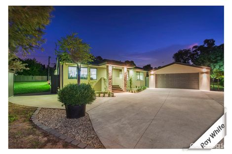 Property photo of 5 Mertz Place Mawson ACT 2607
