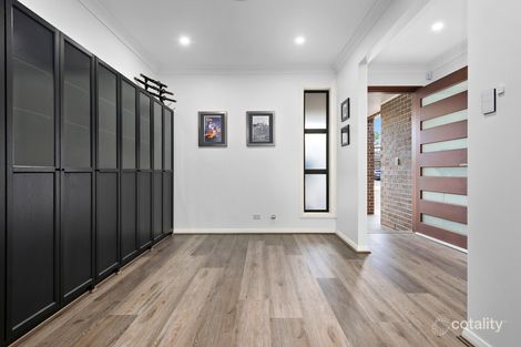 Property photo of 6 Liebig Place Minto NSW 2566