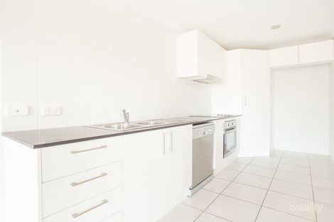 Property photo of 1/27 Pendragon Street Raceview QLD 4305