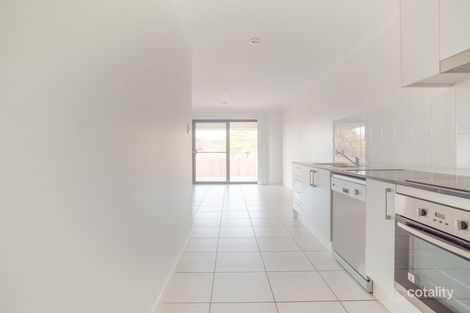 Property photo of 1/27 Pendragon Street Raceview QLD 4305