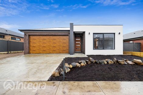 17 Martland St, Lucas, VIC 3350