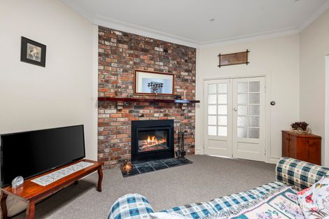 Property photo of 19 The Parade Mansfield VIC 3722