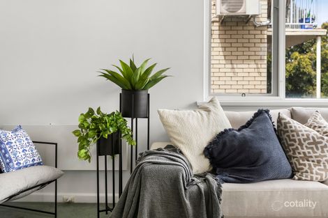 Property photo of 2/17 Young Street Kew VIC 3101