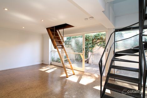 Property photo of 2 Little Graham Street Albert Park VIC 3206