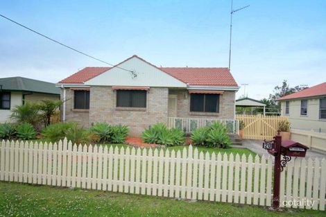 Property photo of 20 Graham Street Unanderra NSW 2526