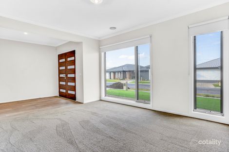 Property photo of 13 Arthurdale Crescent Werribee VIC 3030