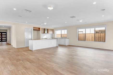 Property photo of 13 Arthurdale Crescent Werribee VIC 3030