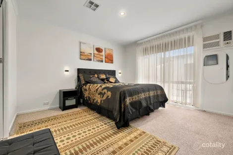 Property photo of 15 Brownlow Place Holt ACT 2615