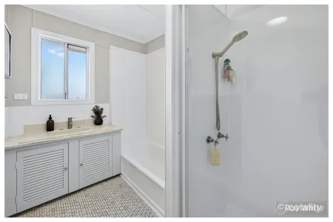 Property photo of 7 Wambool Street West Rockhampton QLD 4700