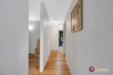 Property photo of 22 Peppermint Drive Thornlie WA 6108