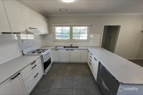 Property photo of 17 Armstrong Court Traralgon VIC 3844