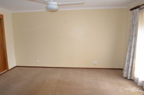 Property photo of 12 Lachlan Crescent Echuca VIC 3564