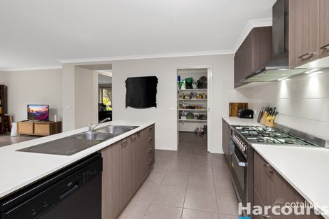 Property photo of 114 Bexley Boulevard Drouin VIC 3818