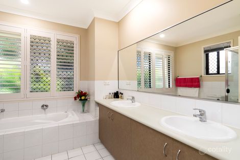 Property photo of 60 Oakview Circuit Brookwater QLD 4300