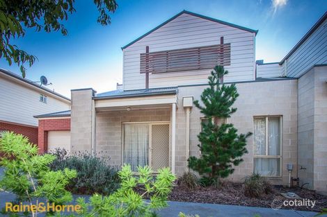 Property photo of 2/63 Anderson Road Sunbury VIC 3429