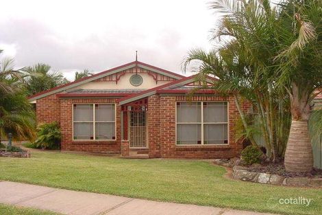 61 Myles Ave, Warners Bay, NSW 2282