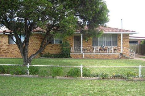 9 Karloo St, South Tamworth, NSW 2340