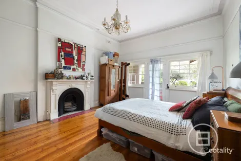 Property photo of 24 Charnwood Crescent St Kilda VIC 3182