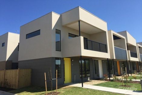 Property photo of 22 Yarramie Circuit Craigieburn VIC 3064