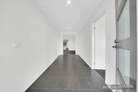 Property photo of 120 Stonehill Drive Maddingley VIC 3340