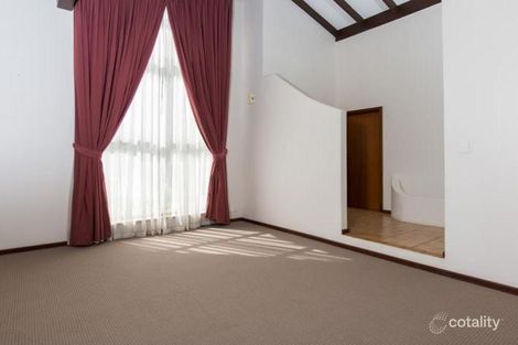 Property photo of 33 Sheldrake Street Stirling WA 6021