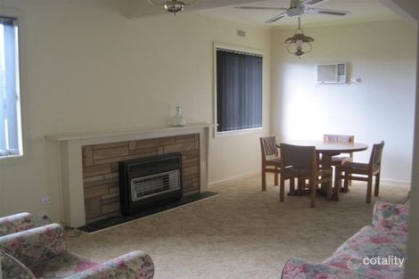 Property photo of 24 Ewing Avenue Flora Hill VIC 3550