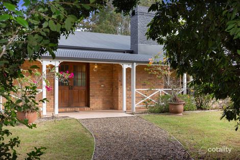 72 Riversleigh Rd, Bellbowrie, QLD 4070