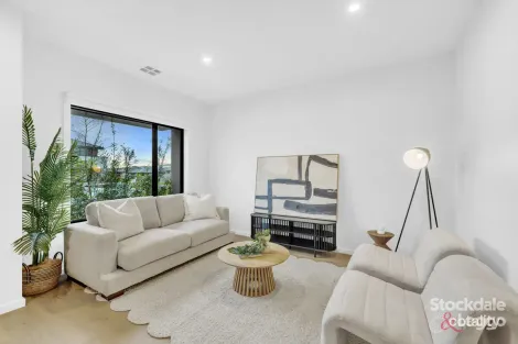 Property photo of 44B Encore Boulevard Cranbourne South VIC 3977