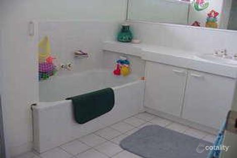 Property photo of 10 Helmsley Court Carindale QLD 4152