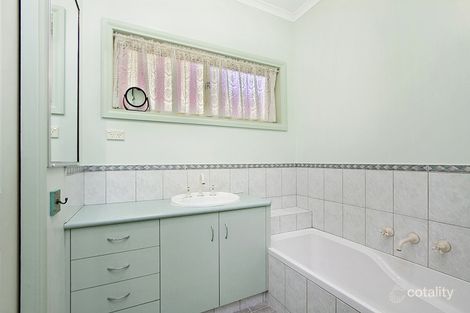 Property photo of 2/570 Hargreaves Street Bendigo VIC 3550