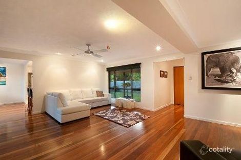 Property photo of 6 Fairway Drive Clear Island Waters QLD 4226
