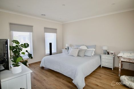 Property photo of 3 Nellburn Terrace Cranbourne East VIC 3977