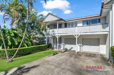 Property photo of 1/2 St Kevins Avenue Benowa QLD 4217