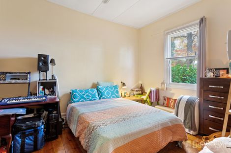 Property photo of 43 Honeysuckle Street Bendigo VIC 3550