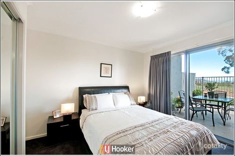 Property photo of 2/75 Elizabeth Jolley Crescent Franklin ACT 2913