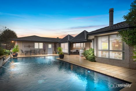 Property photo of 39 Huntingtower Crescent Langwarrin VIC 3910