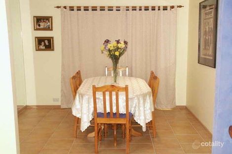 Property photo of 17 Robinsons Road Burnside VIC 3023