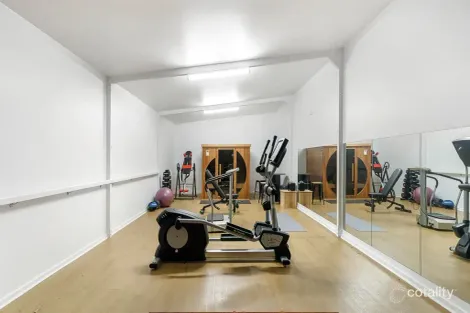 Property photo of 4 Riverdowns Crescent Helensvale QLD 4212