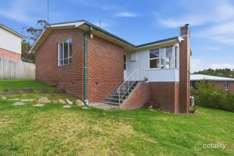 2 Spring St, Claremont, TAS 7011