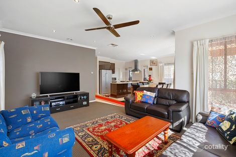 36 Le Page Run, South Morang, VIC 3752