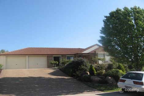 14 Carrail Gr, Greenwith, SA 5125
