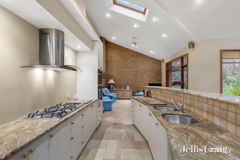 Property photo of 34 Lookover Road Donvale VIC 3111