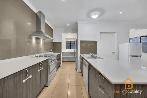 Property photo of 10 Drever Place Maddingley VIC 3340