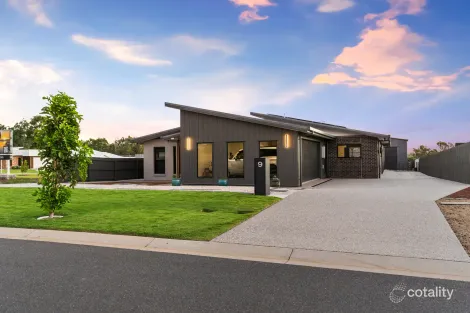 9 Beverley Bvd, Parkhurst, QLD 4702